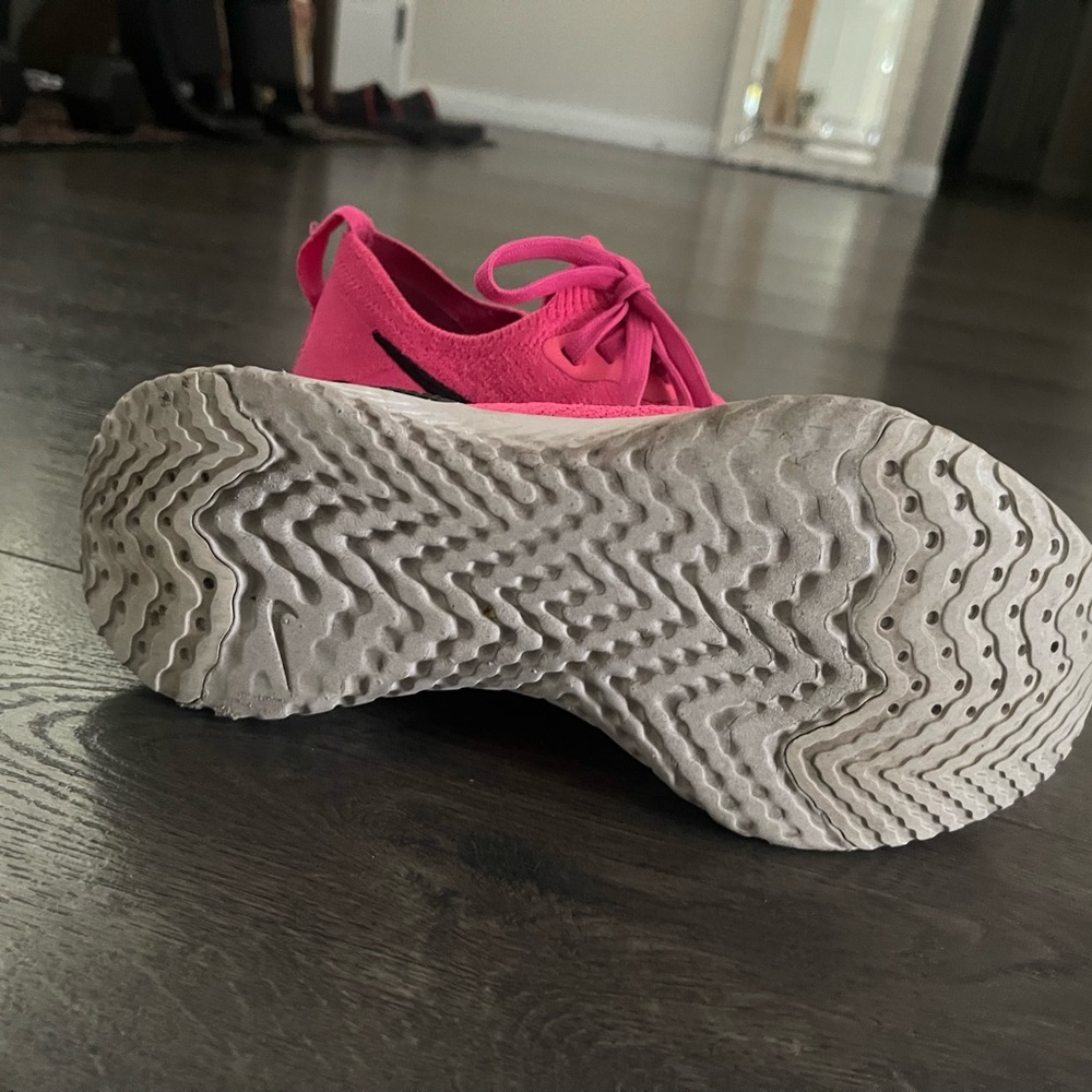 Hit pink epic react